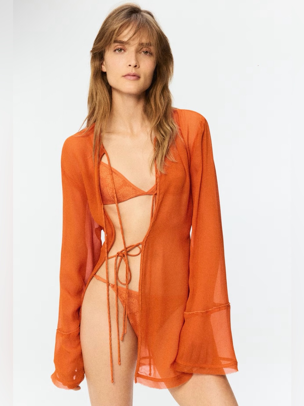 H&M STUDIO
NWT ORANGE SHEER TIE-FRONT BLOUSE
SIZE SMALL